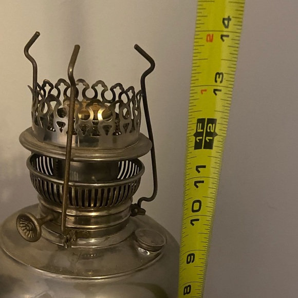 Antique Rayo converted oil lamp working - Picture 13 of 15